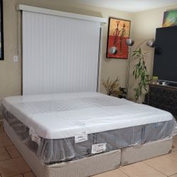 VERY NICE LIKE NEW KING SIZE LIVING SPACES MATTRESS AND BOXSPRINGS FOR SALE! IN EXCELLENT CONDITION, FREE DELIVERY 