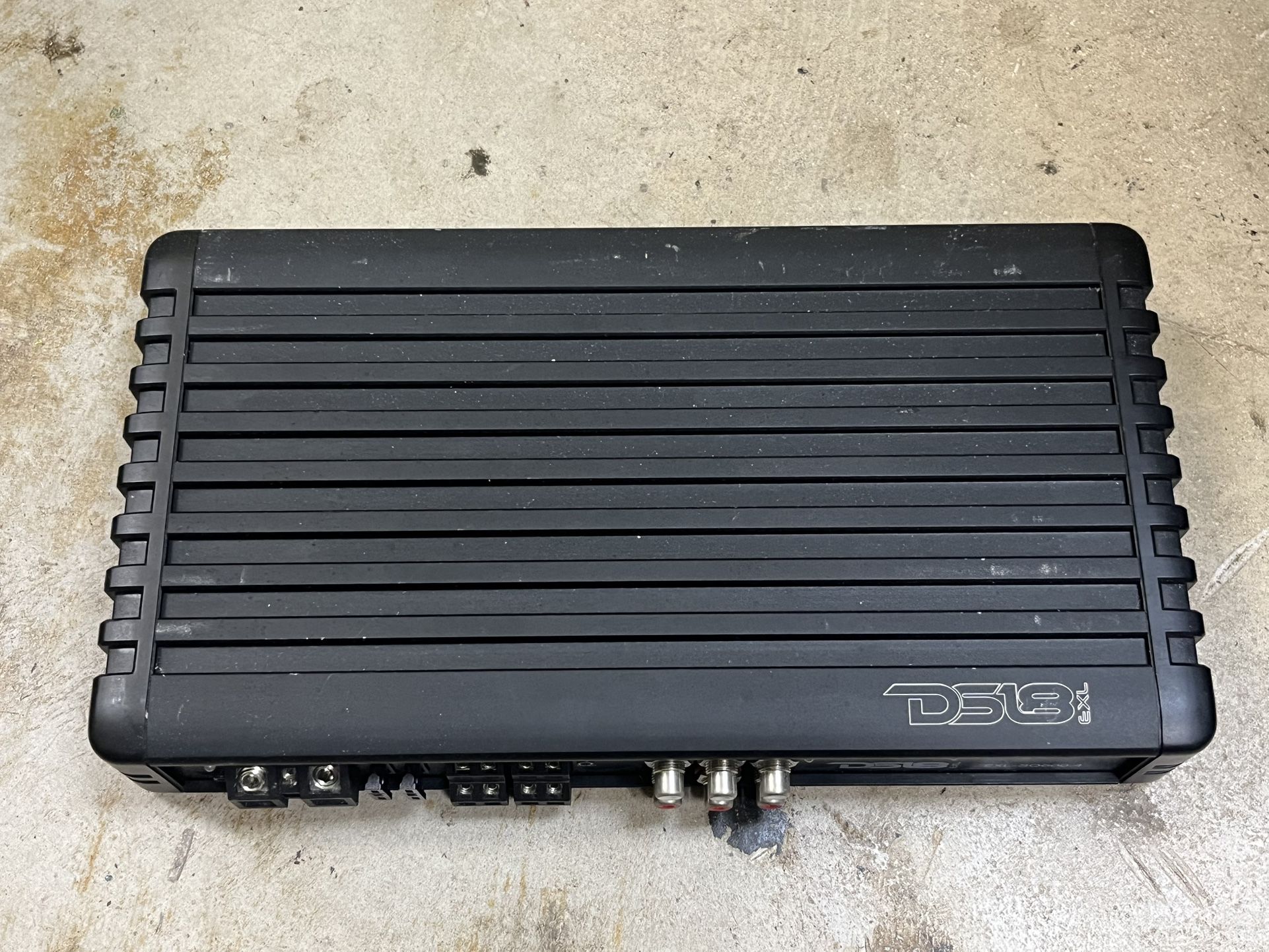 DS18 EXL 2400 Watt 4-Channel Amplifier