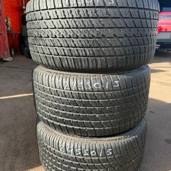 3- P 295//50//15 Cooper cobra Gt 
90% de vida 
Dot 20 
Letra blanca