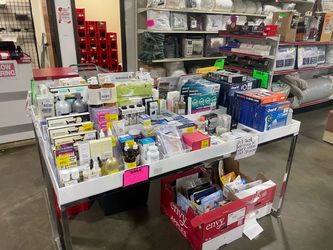 Personal Care Restocked! (Shampoo, Conditioner, Toothpaste, Lotion, & Much More!!) PRICES VARY