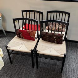 Set of Chairs (4)
