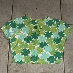 Care Bears Shamrock Lucky Bear St. Patrick's Day Crop M Top