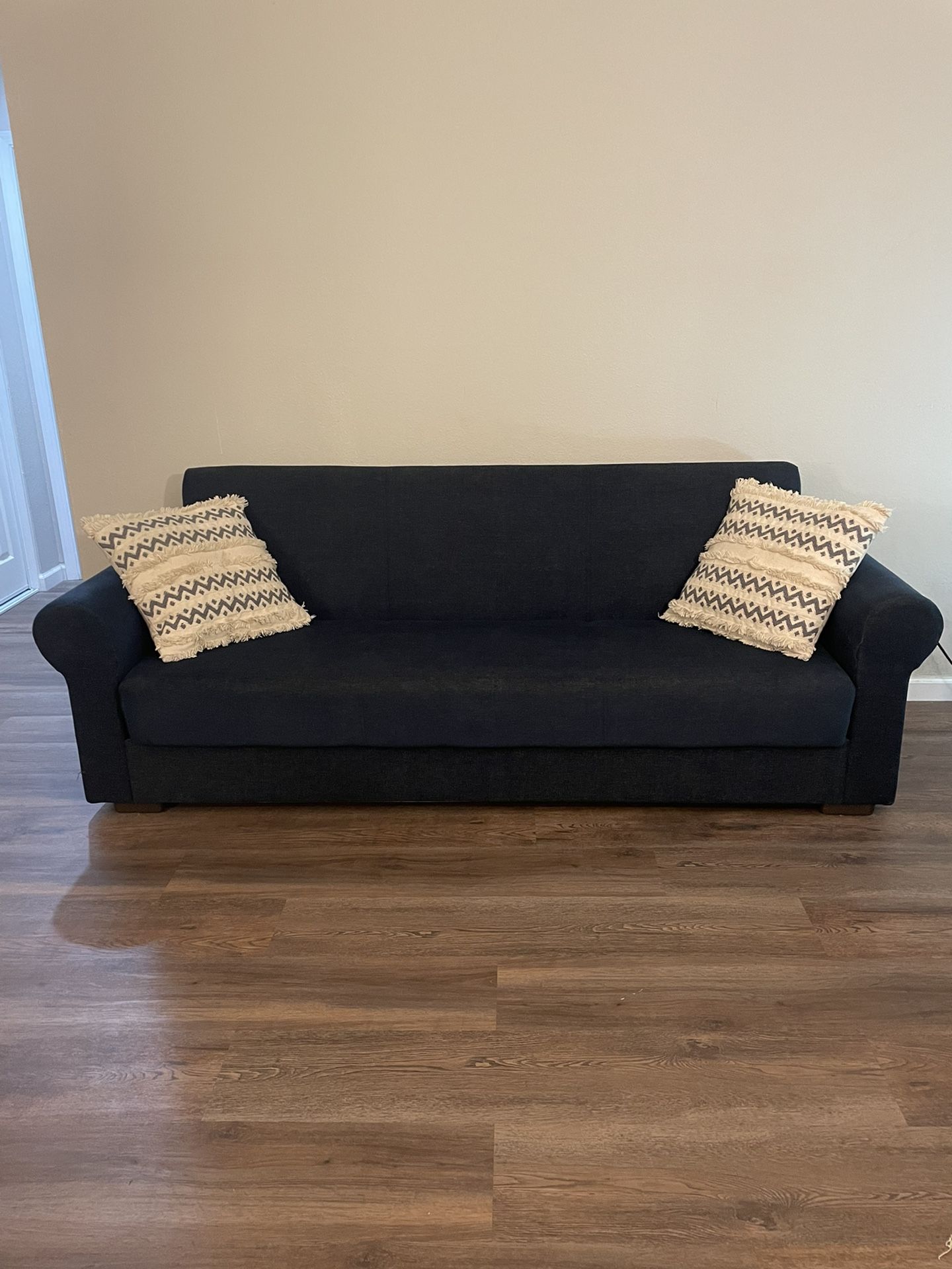Futon Couch for Sale in San Jose, CA OfferUp