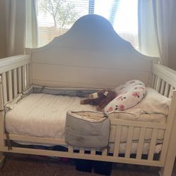 Crib/toddler 