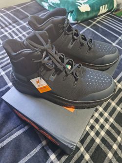 Steel toe work boots