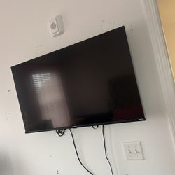 Hisense 43 Inch Roku SMART TV