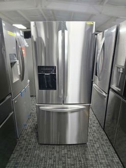 New LG 30" French Door Refrigerator With Water & Icemaker- 1 Year Warranty - Pickup Today Or Delivery Tomorrow - Cash Or Finance $50 Down With No Inte