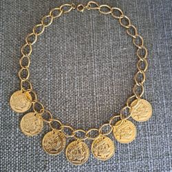 Vintage coin necklace- excellent condition