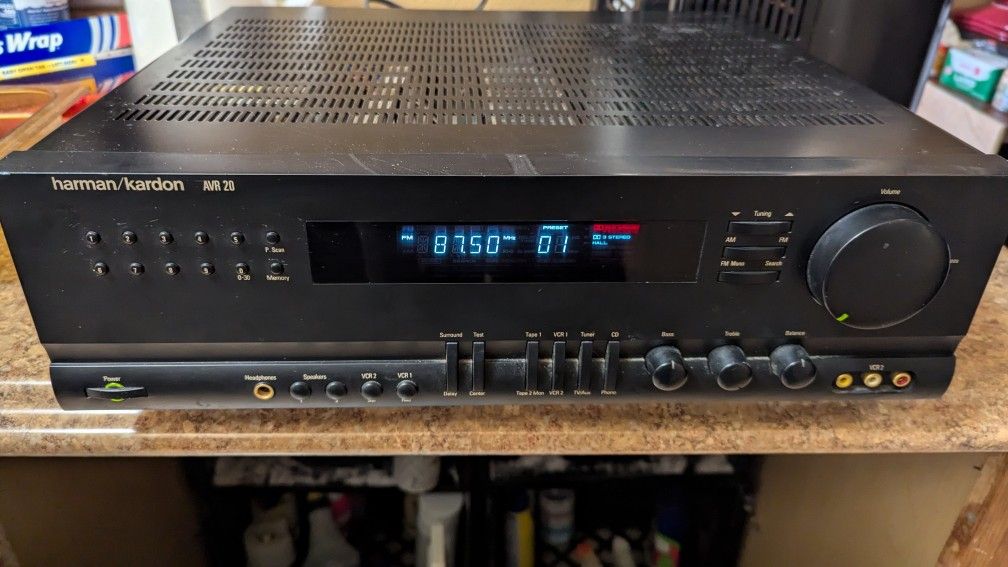 Harman Kardon Receiver$60
