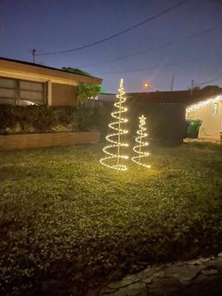 Spiral Christmas Trees Set of 2.