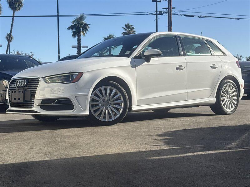 2016 Audi A3 e-tron