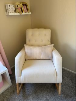 Storkcraft Northern Lights Nursery Rocker – Ivory (Like New)