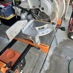 Craftsman 12” Miter Saw With Baseboard Extension 