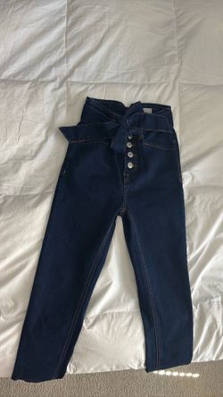 I & M jeans size 0 high rise with bow