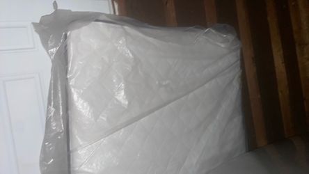 Full size mattress never been out of the plastic no 50 dallies