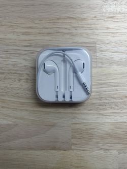 Apple Wired Earbuds