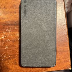 Mophie Lightning & USB Battery Backup Power Bank (Includes Built In Charging Cable) (6,040mah)
