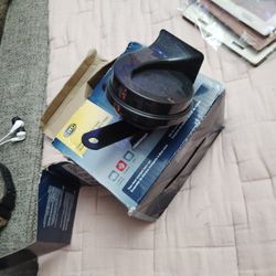 Two-tone Trump In Horn Set