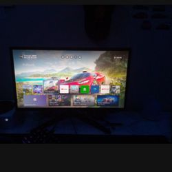 Xbox Series S With Monitor 