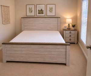 Gorgeous Queen bedroom set from Ashley