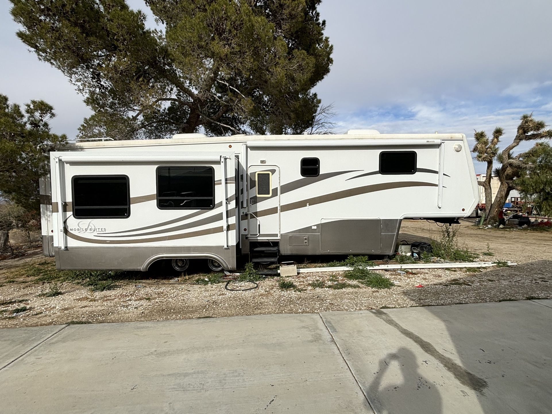 2005 Mobile Suites 36ft