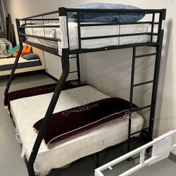 📌ClarenTwin Xl/Queen Bunk Bed
Furniture of America$20 Down Payment and delivery available 