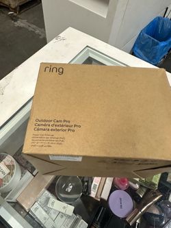 [101] Ring Outdoor Cam Pro (Newest Model), White with PoE+ Converter Mount