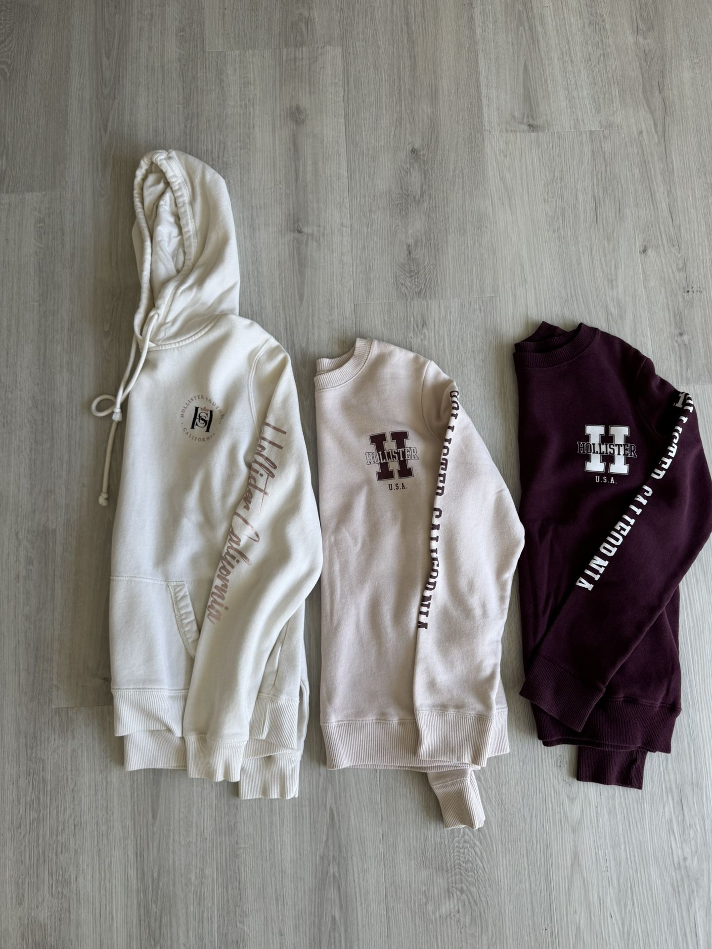 Holister Sweatshirt And Hoodie 