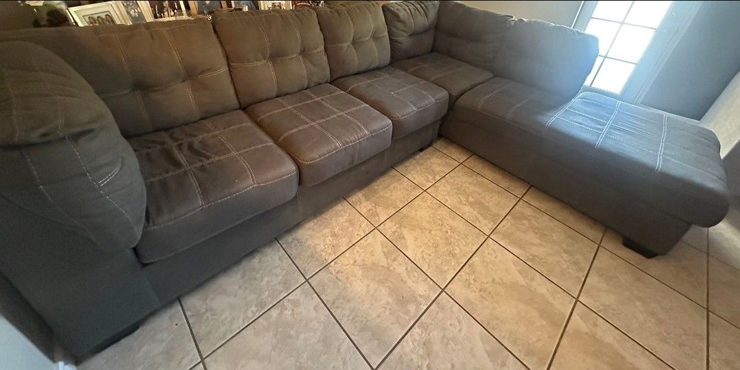 Beautiful L Shape Sectional Grey