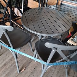 Metal Table With Two Chairs ,sturdy