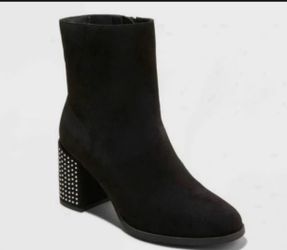 A New Day Black Heels Ankle Boots Janelle Jet Heeled Black Faux Suede