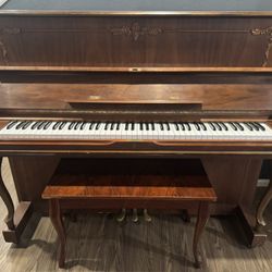 Royale Classic Piano 