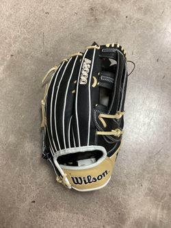 New Wilson 2024 A2000 Super Skin 14” Slowpitch Glove (Read Description)