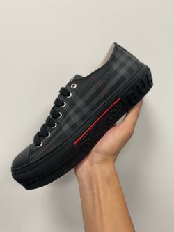 Burberry Converse