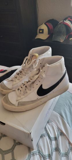 Nike Shoes Size 9
