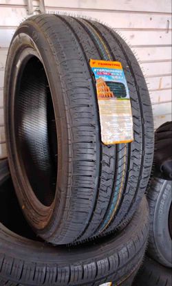 215/50/17 New Tires 