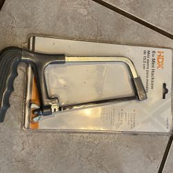 6 In Mini Hacksaw