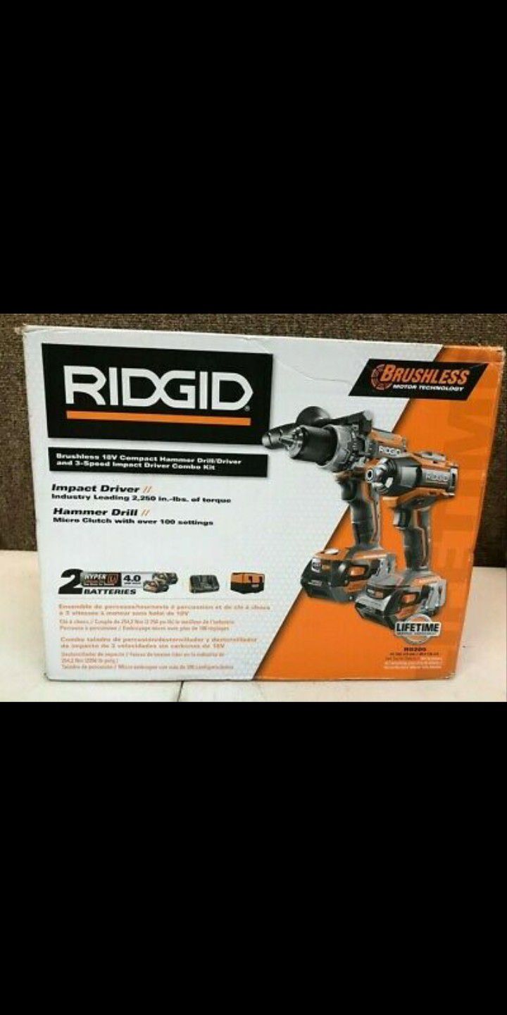 Ridgid GEN5X 18V Hammer Drill/Driver And Impact Driver Combo Kit (R9205