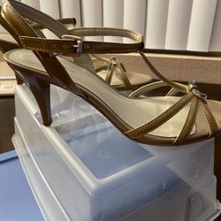 ANDREA Tan/Cream Colored Ankle Strap Heels, Size 10