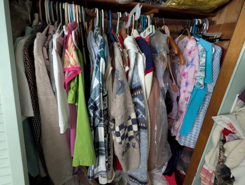 Wholesale Clothing Lot