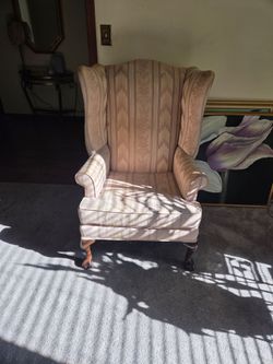 Traditional Wingback Accent Chair