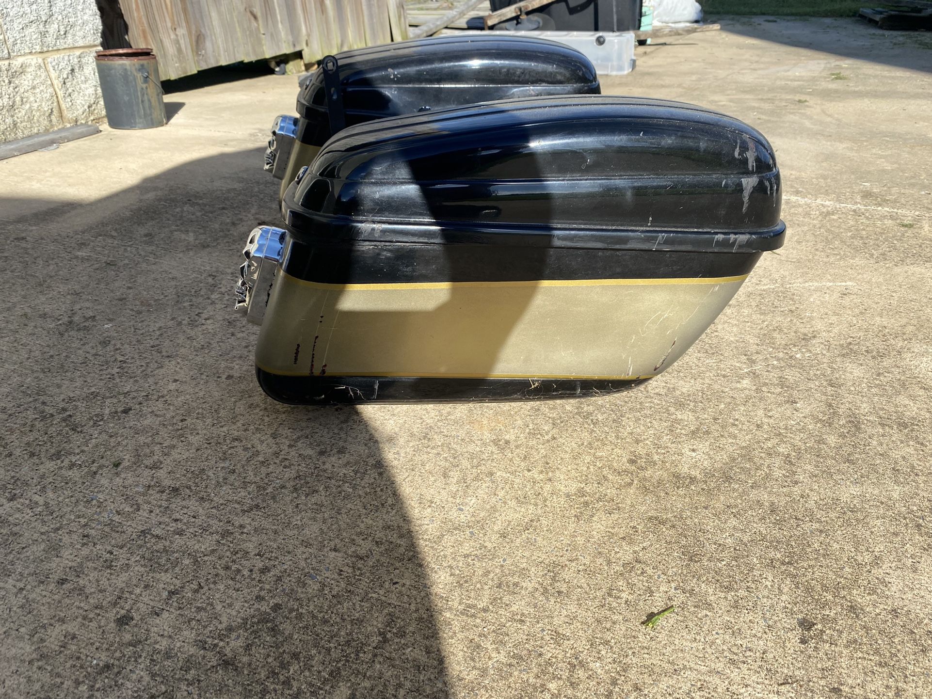 Hard Fiberglass Saddlebags