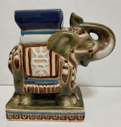 Vintage Chinese ceramic elephant small  plant stand approximately 6 inches long