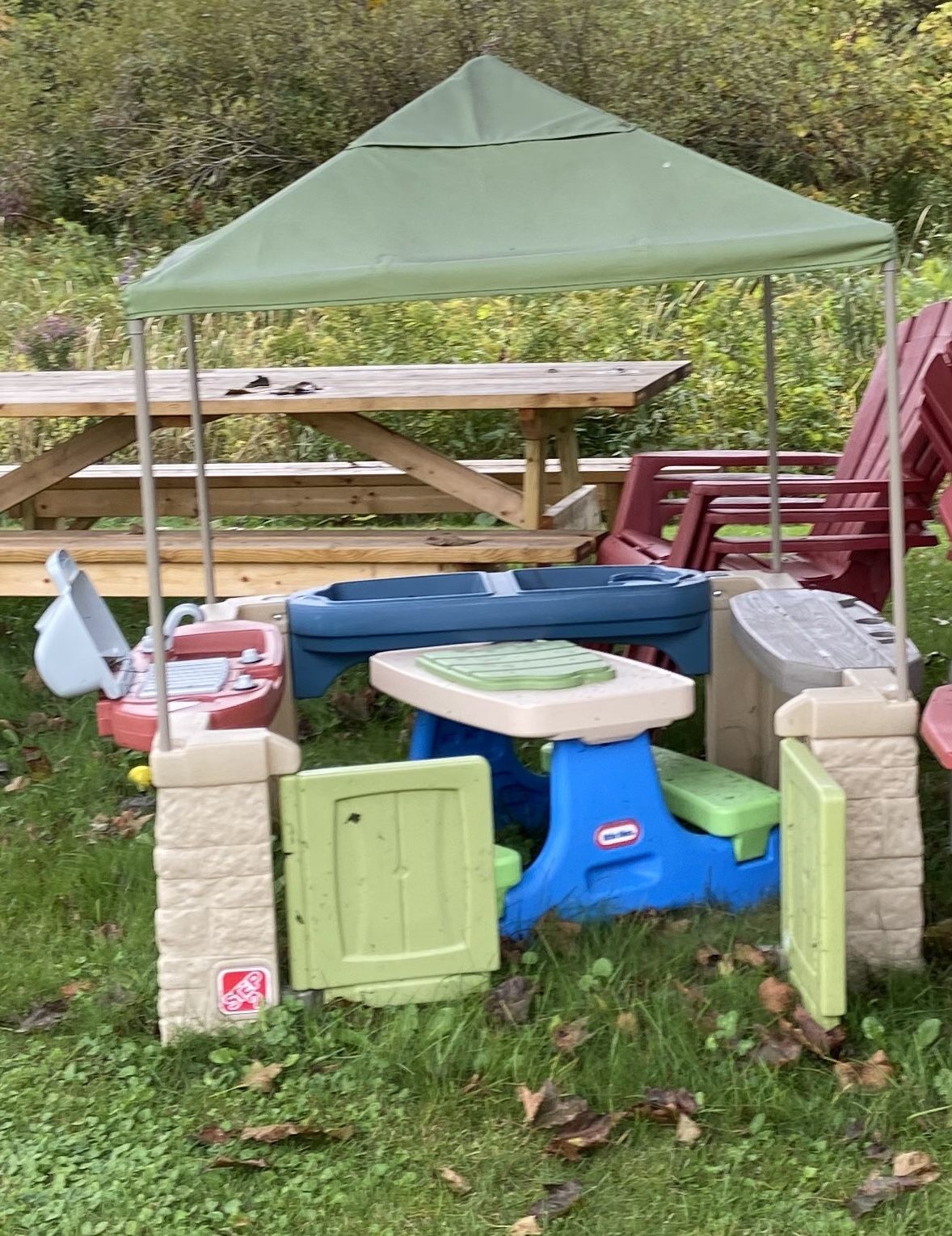 Picnic Table & Canopy Step 2 Push Car 