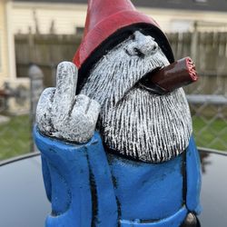 Large Middle Finger Gnome 