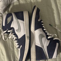 Jordan 1 Midnight Size 9.5