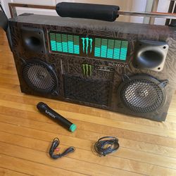 Monster Engey Bumpboxx  