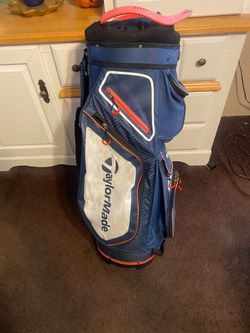 TaylorMade Golf Bag