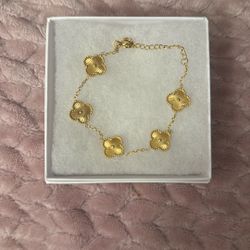 Gold Flower Bracelet 