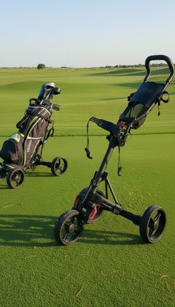 Clicgear Model 3.5+ Golf Push Cart – Excellent Condition $250